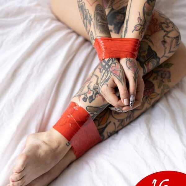 Тейп шибари, виниловый скотч, красный